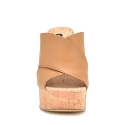 Nine West Girlz Platform Sandals 7 Nine West Girlz Platform Sandals -Nine West Store e557397bf1c89c6f5aef4a11d046ea76781f695a